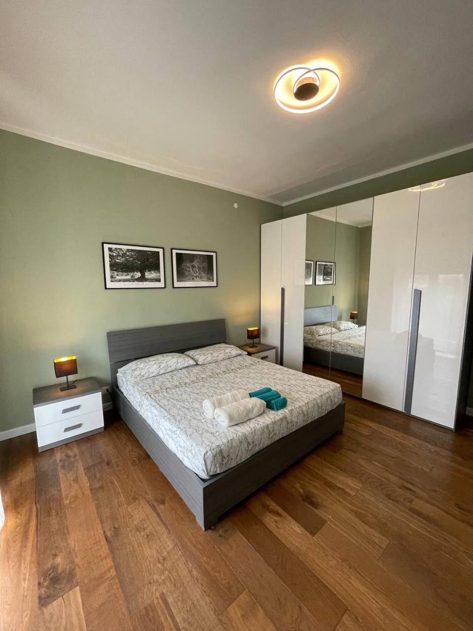 T-Rooms Кальярі Екстер'єр фото