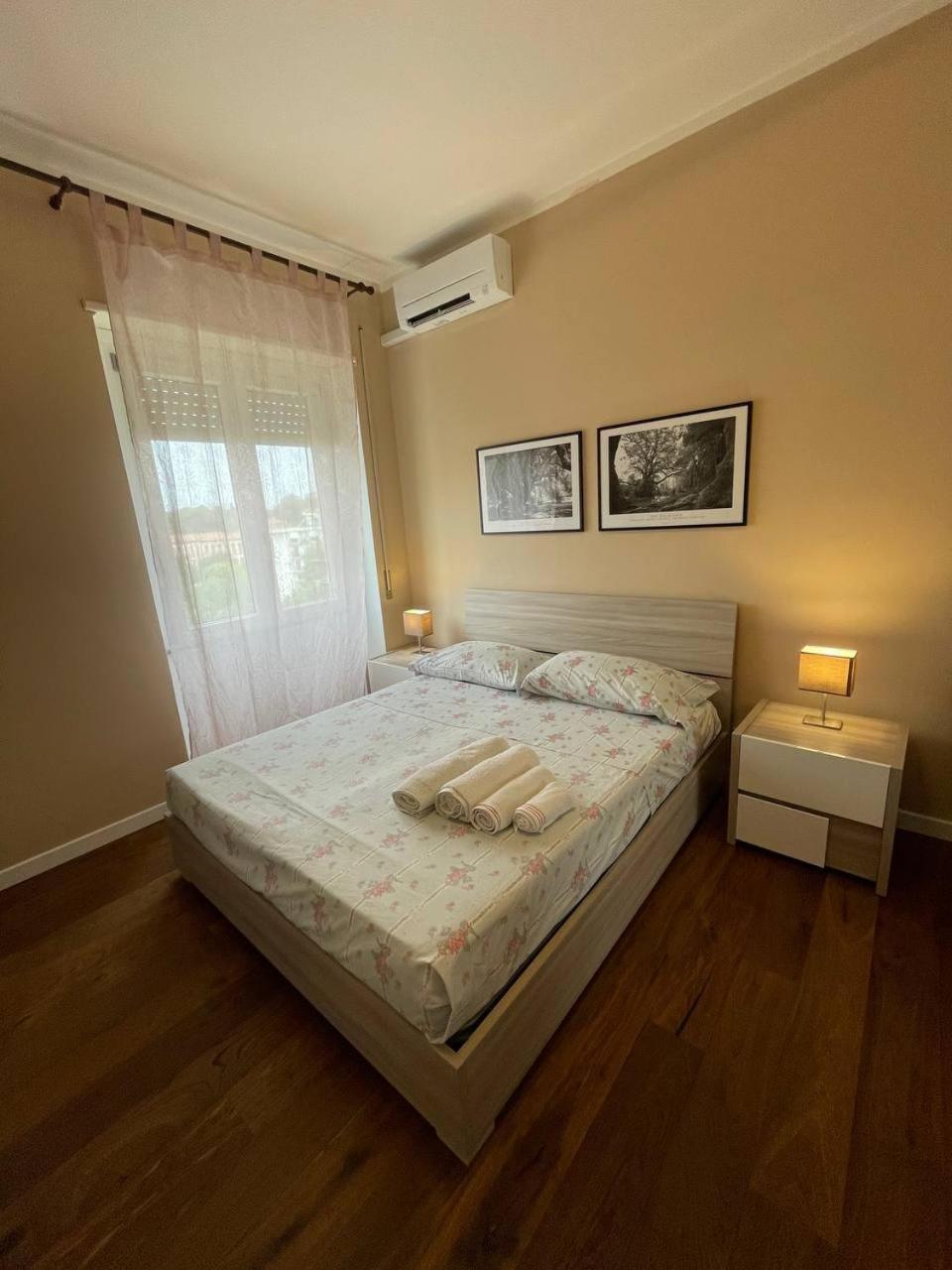 T-Rooms Кальярі Екстер'єр фото